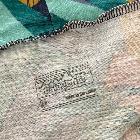 Patagonia | Amber Dawn Dress / Coverup | Outdoors | Floral Multi Navy | M - Picture 5 of 6